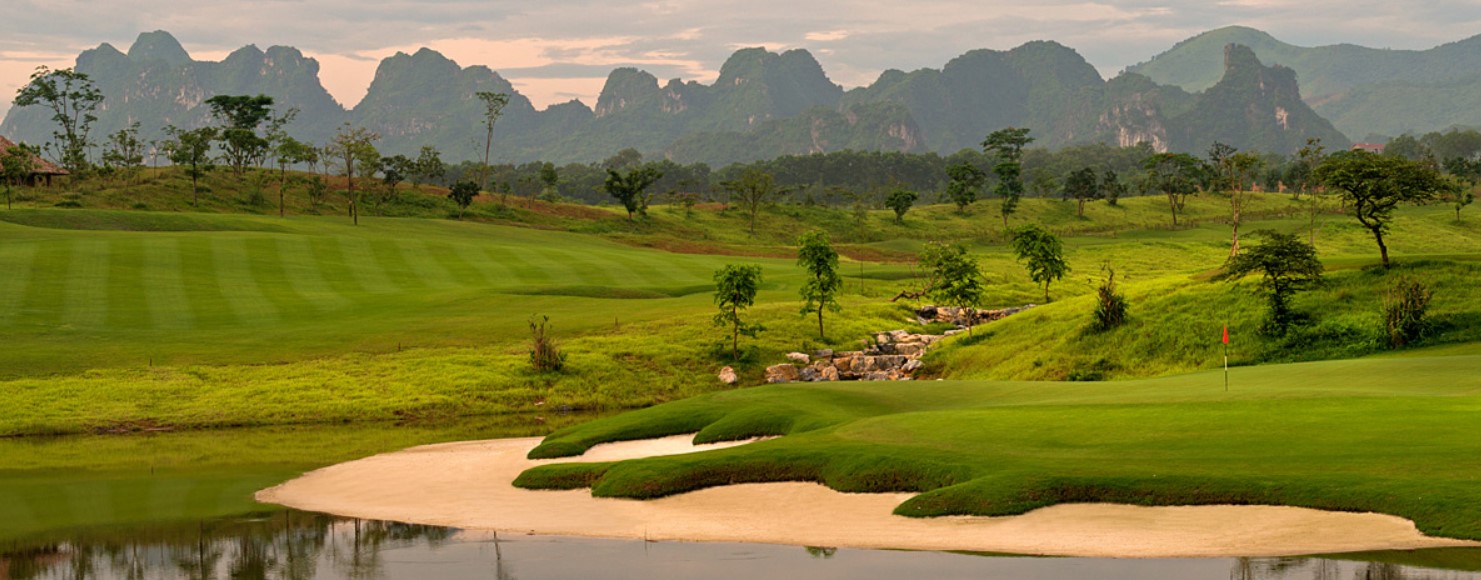 Vietnam | Hanoi and Ha Long Bay | 8 nights, 5 games